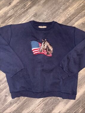 Embroidered horse / flag woman’s sweatshirt - XL Bit & Bridle